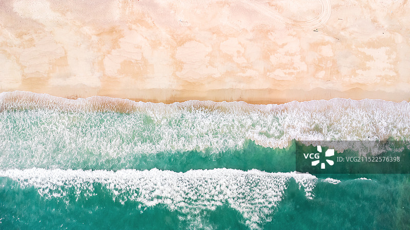 航拍海边沙滩图片素材