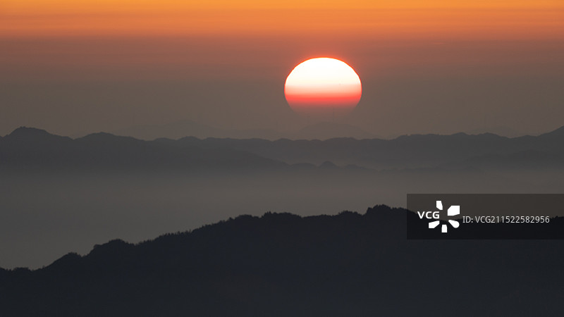 郴州八面山云海日图片素材