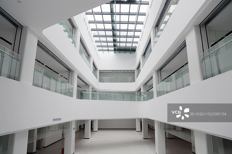 建筑内部走廊结构（南京农业大学滨江校区教学楼）图片素材