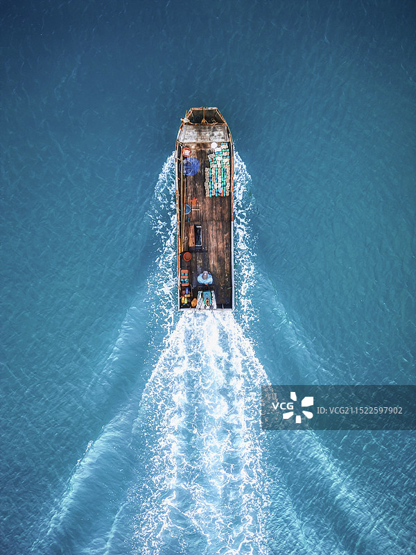 踏光而来图片素材