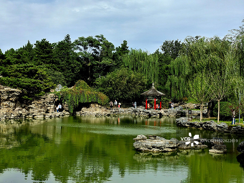 日坛公园小亭子图片素材