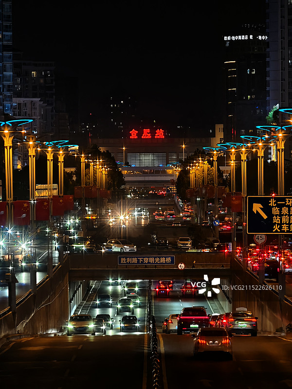 国庆远眺合肥站夜景图片素材