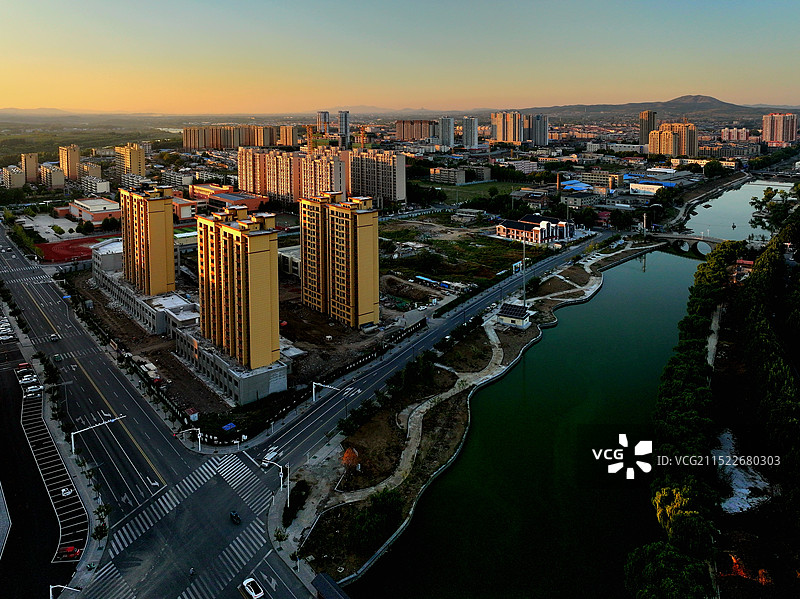 沂蒙山小调·夕照小城图片素材