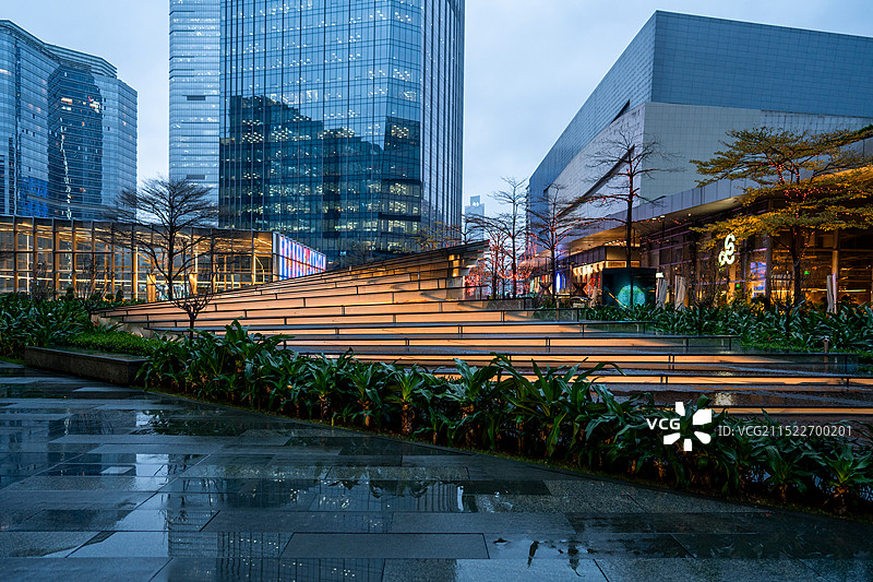 广州天河区万菱汇平台大露台雨后阴天图片素材
