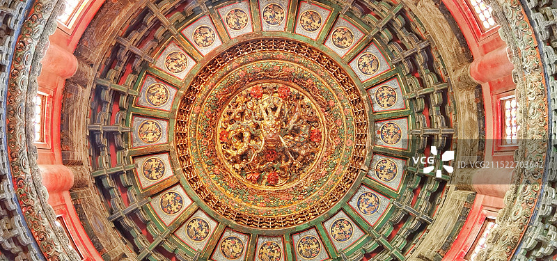 故宫古建藻井龙纹雕梁画栋结构图图片素材