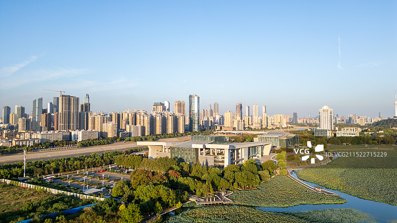 武汉市汉阳区城市风光、琴台大剧院、琴台音乐厅图片素材