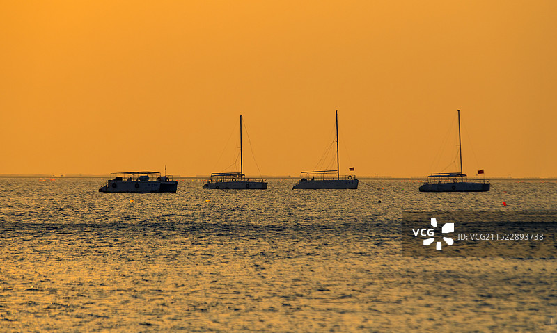 兴城龙回头观日出图片素材