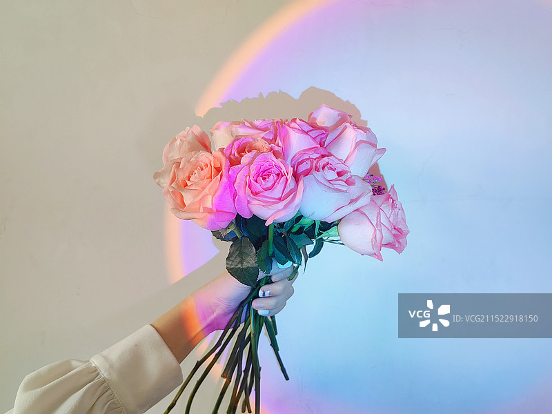 少女的花束图片素材