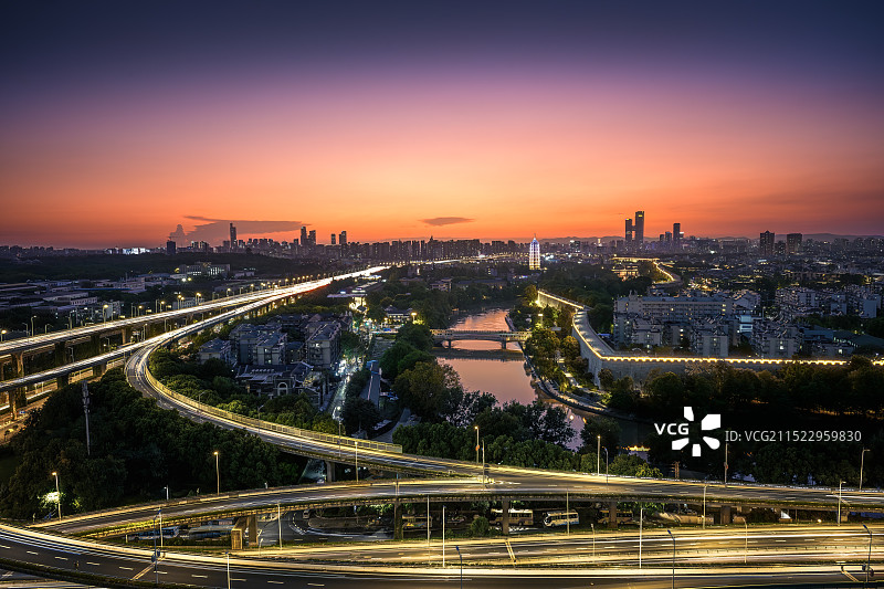 南京报恩寺古今同框图片素材