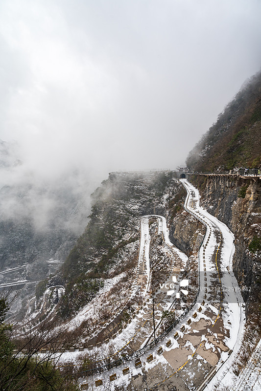 冬天的张家界天门山图片素材