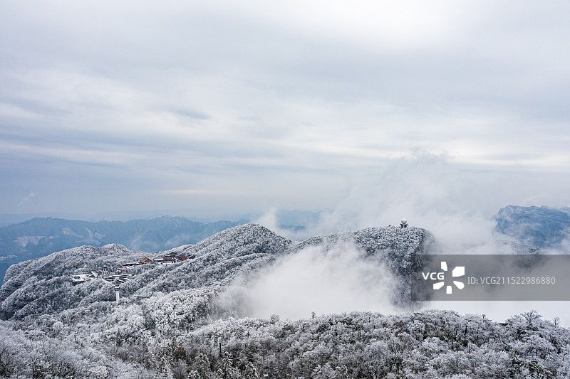冬天的张家界天门山图片素材