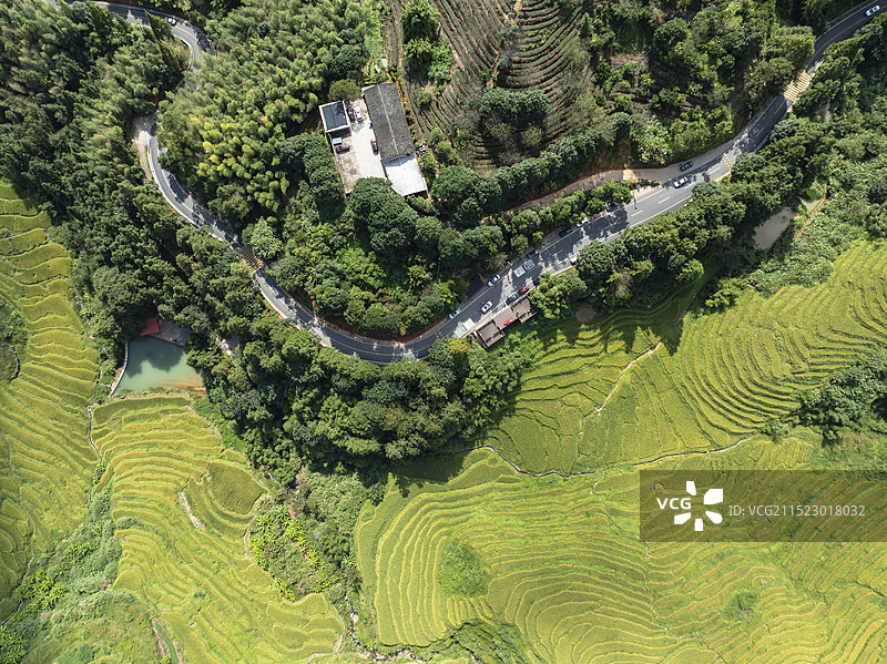 航拍福建漳州南靖县田螺坑土楼风景区图片素材