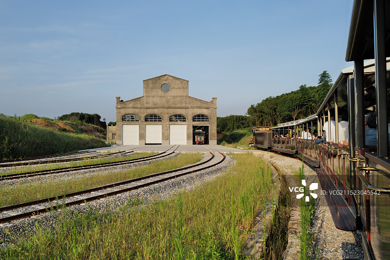 小火车出发了图片素材