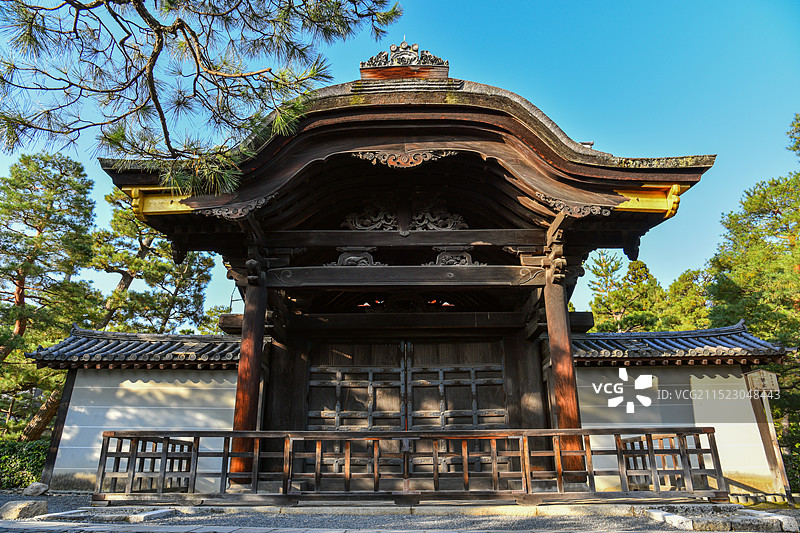 日本京都大德寺的庭院园林景观图片素材