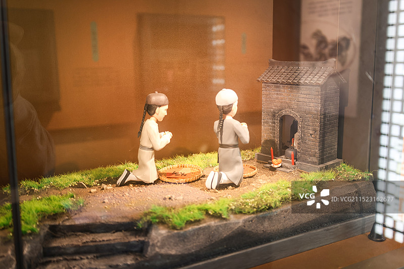 国家级非物质文化遗产蚕丝织造技艺辑里湖丝手工制作技艺组图图片素材