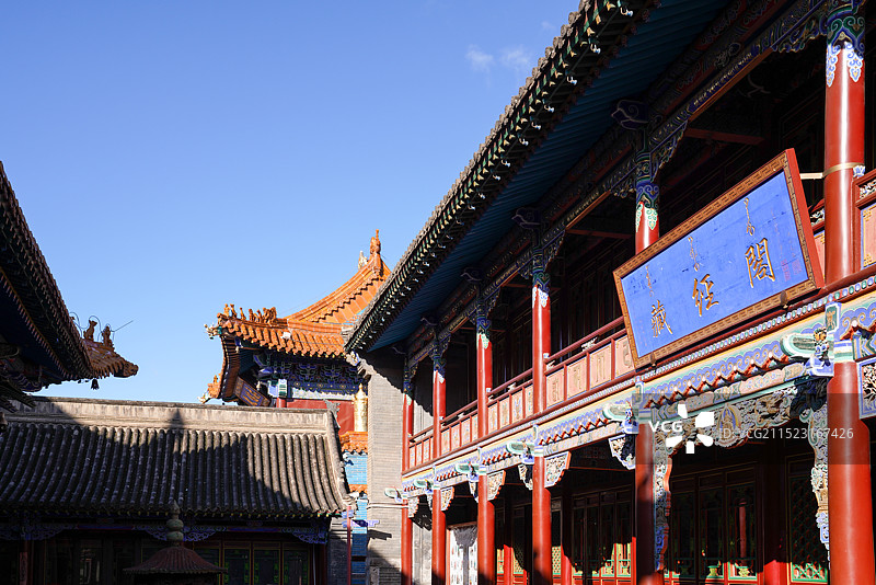 内蒙古 呼和浩特 大召历史文化旅游区 大召无量寺 藏经阁图片素材