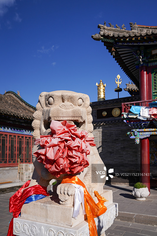 内蒙古 呼和浩特 大召历史文化旅游区 大召无量寺著名旅游景点古代建筑 石狮图片素材