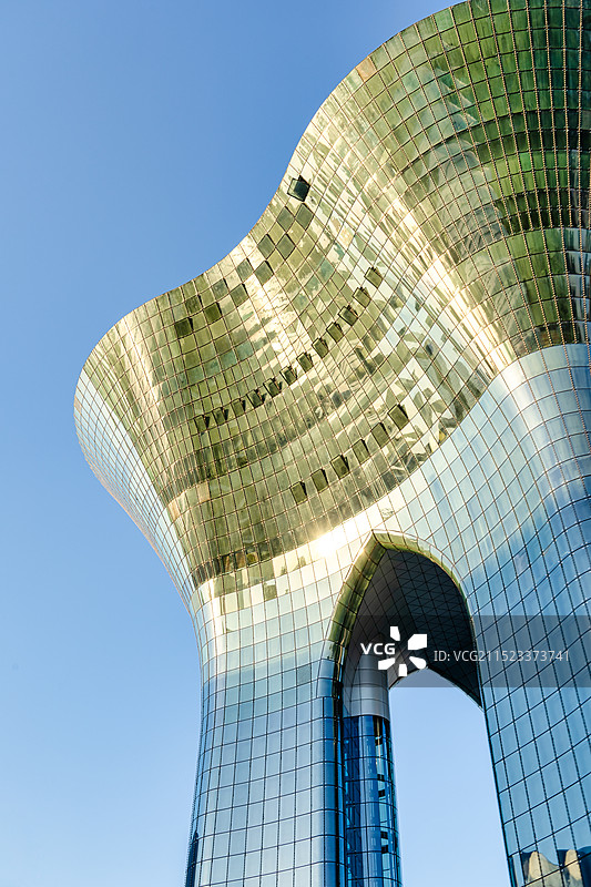 中国新疆乌鲁木齐文化中心建筑图片素材