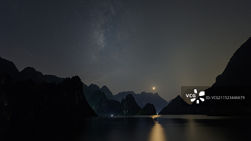 浩坤湖的星空图片素材