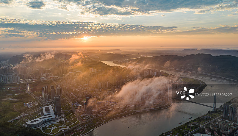 长江东流图片素材