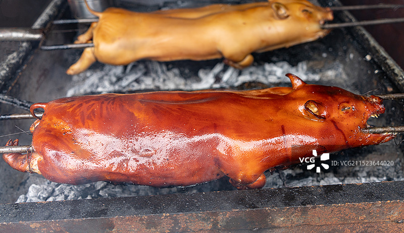 海南特色名菜东方乳猪特写图片素材