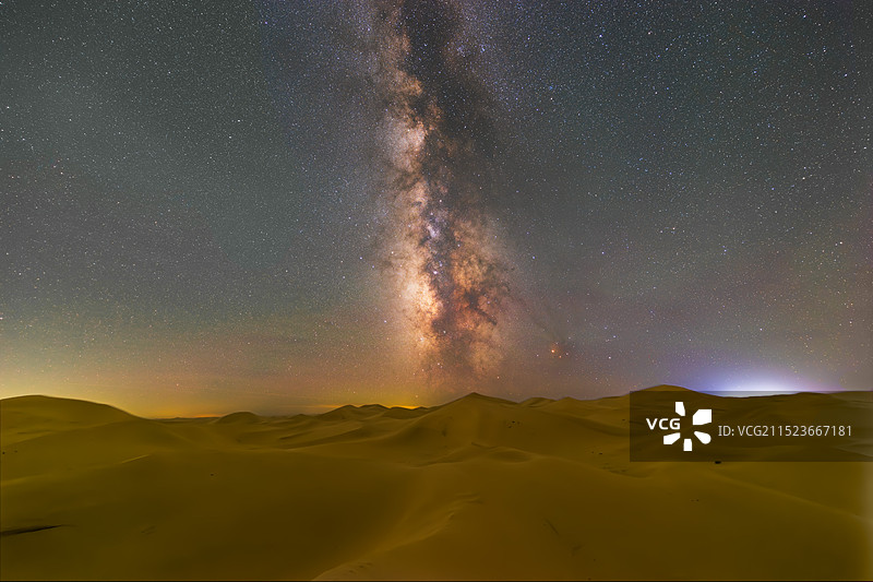 腾格里沙漠星空银河图片素材