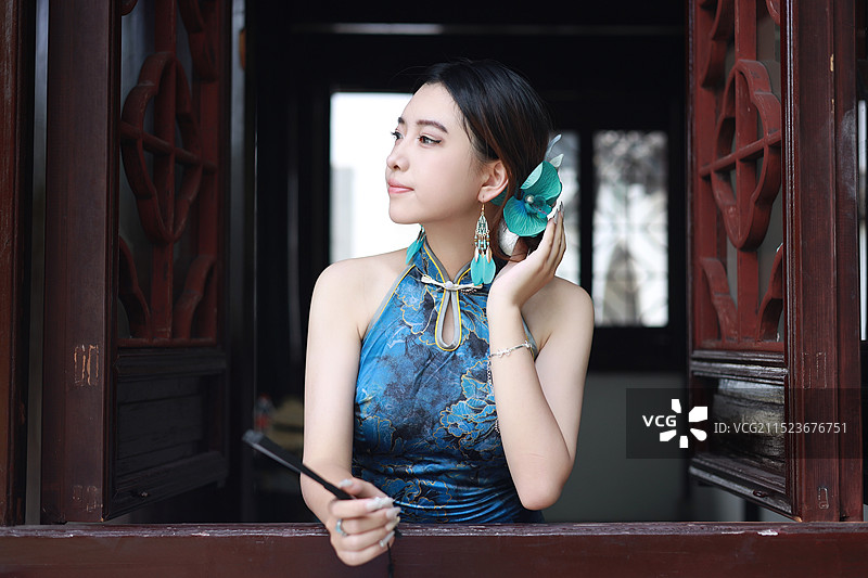 新中式旗袍写真图片素材