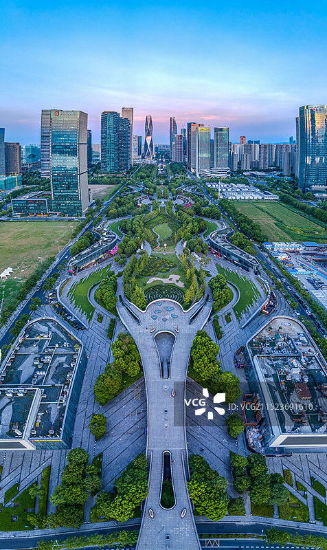 航拍浙江杭州钱江世纪城 杭州钱江世纪公园片区 钱塘江畔新城中轴线 钱塘江金融港湾核心区图片素材