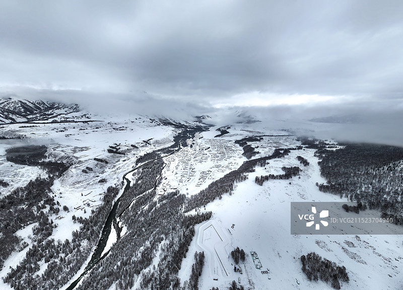 新疆禾木图片素材