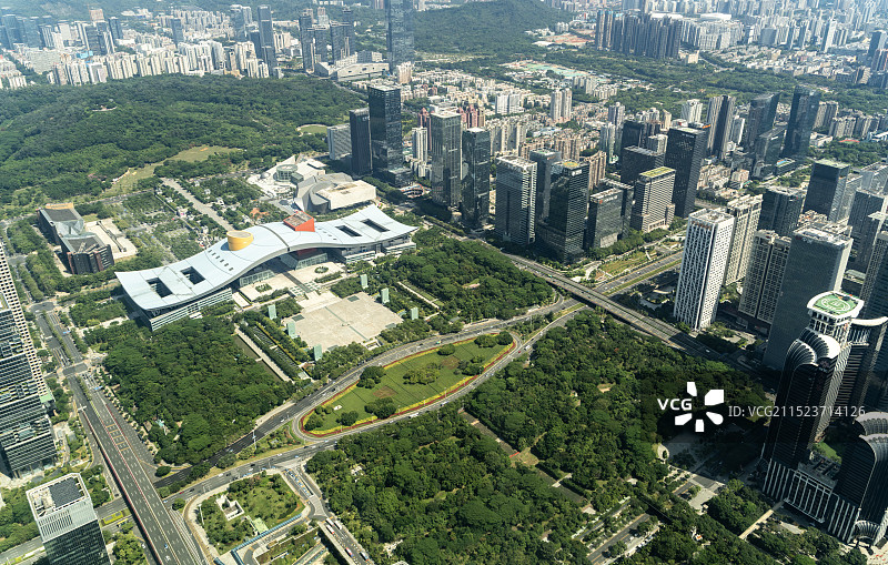 中国广东深圳福田中心区俯瞰市民中心中轴线都市风过图片素材