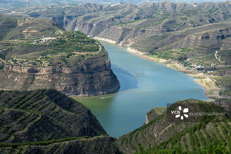 山西省忻州市偏关县黄河入晋第一湾乾坤湾图片素材