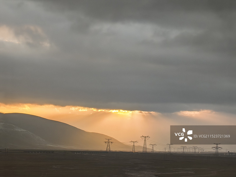 青藏铁路上的风景图片素材