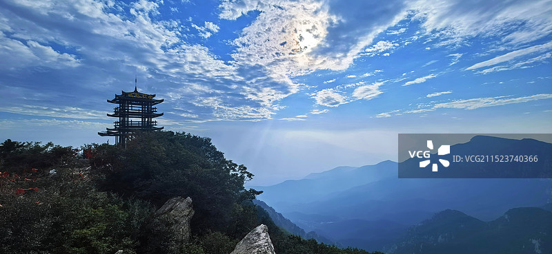 峻极嵩顶图片素材