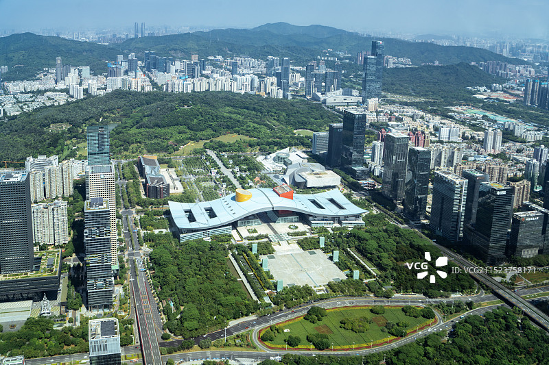 中国广东深圳福田中心区俯瞰市民中心都市风光图片素材