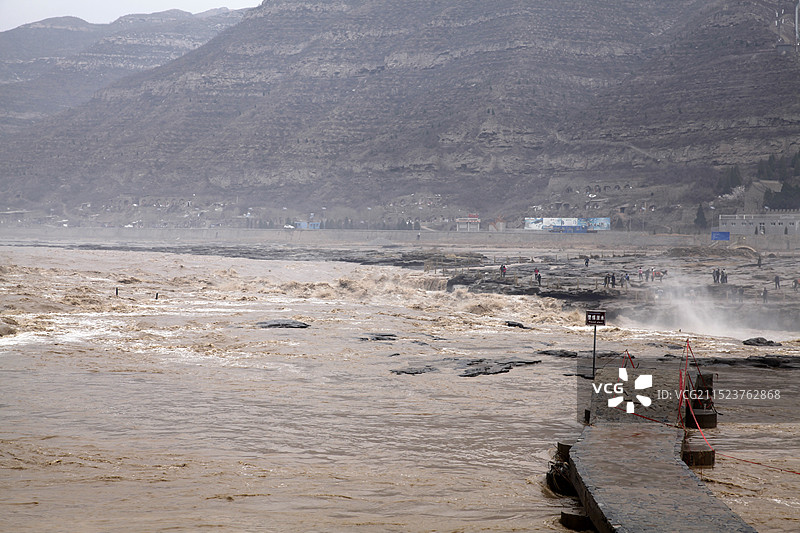 陕西延安壶口瀑布图片素材