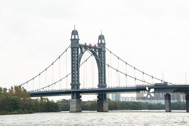 沈阳跨河大桥东塔桥图片素材