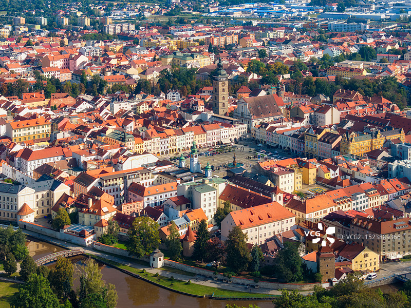 捷克共和国，南捷克州，捷克布杰约维采（ČESKÉ BUDĚJOVICE）百威小镇，航拍图片素材
