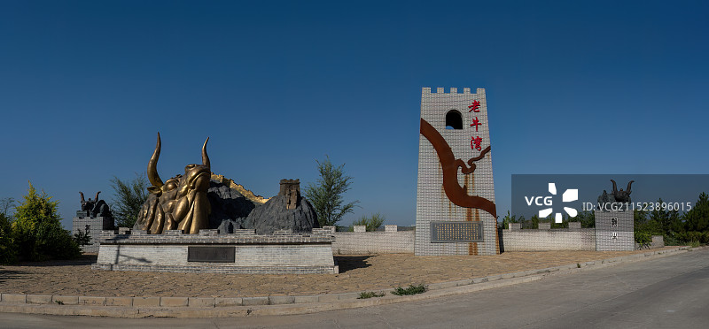 山西省忻州市偏关县老牛湾景区入口标志景观图片素材