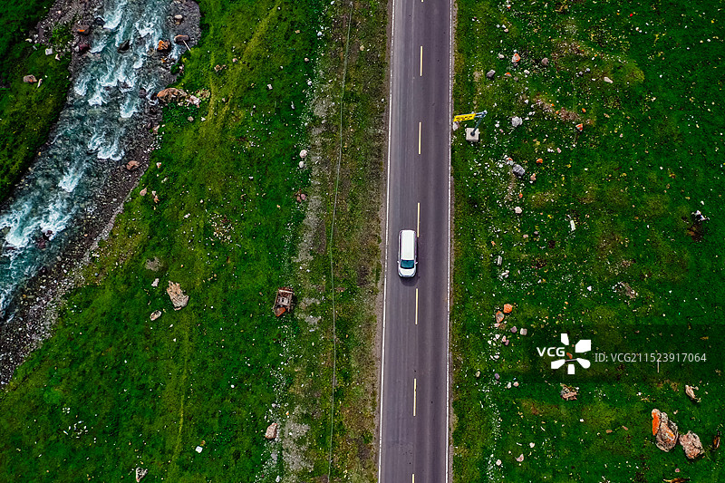 独库公路航拍美景图片素材