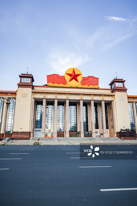 南昌的江西省美术馆，蓝天下分外庄严图片素材