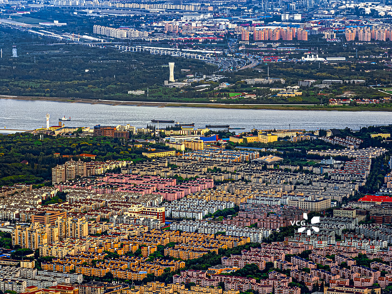 黄浦江入海口 浦东滨江森林公园 宝山主城区 大吴淞地区滨江岸线 宝山滨江工业遗存城市更新图片素材