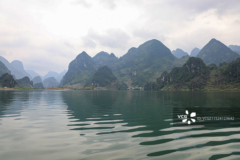 广西凌云县浩坤湖图片素材