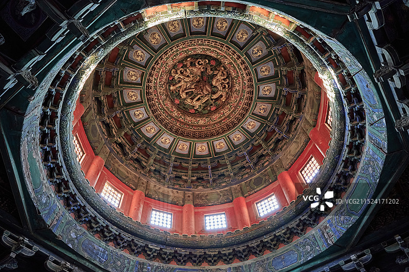 北京故宫紫禁城御花园千秋亭藻井图片素材