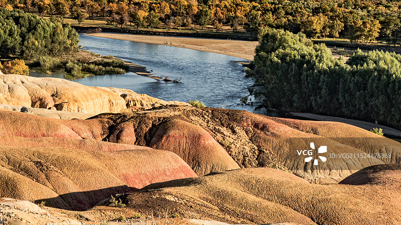 五彩滩生机图片素材