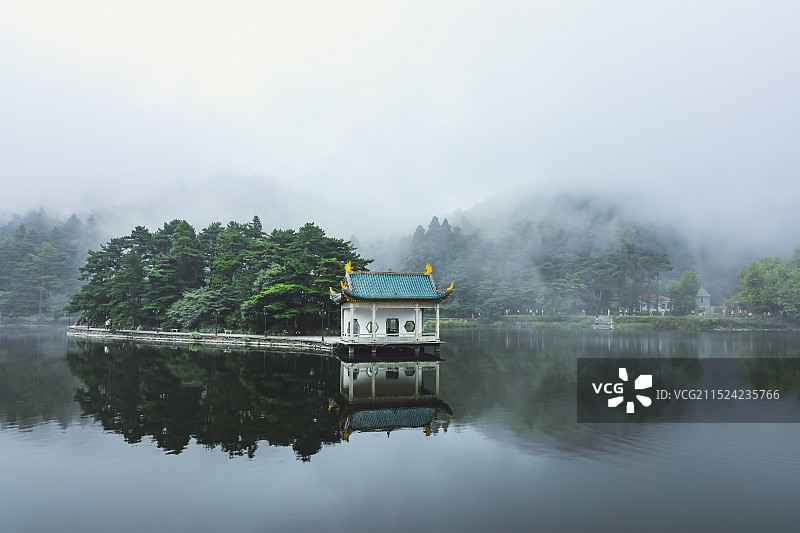 庐山如琴湖风光图片素材