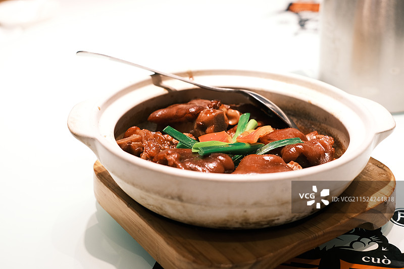 炖猪肘子图片素材