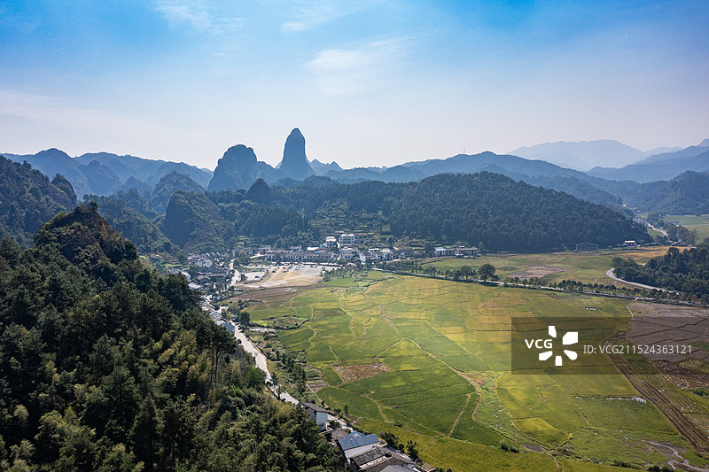 航拍湖南邵阳新宁崀山风光图片素材