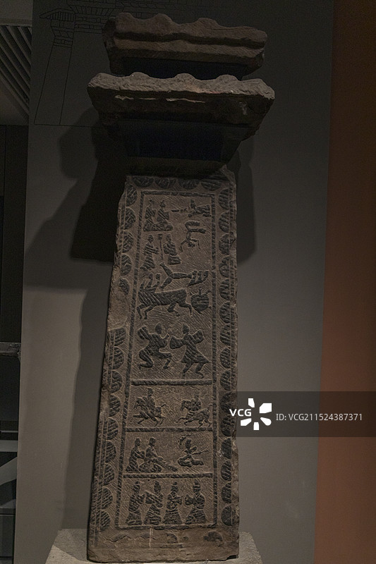 山东博物馆东汉文物孔氏阙画像石，1965年莒南县东兰墩村出土图片素材