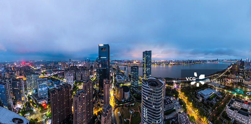 南昌夜景城市全景图片素材