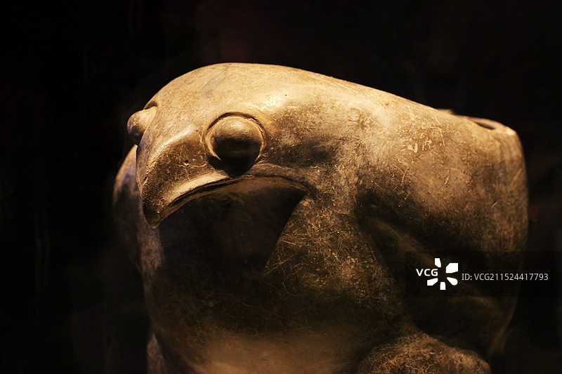 中国国家博物馆藏仰韶文化陶鹰鼎图片素材